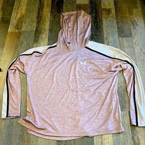 Women’s Under Armour hooded long sleeve shirt